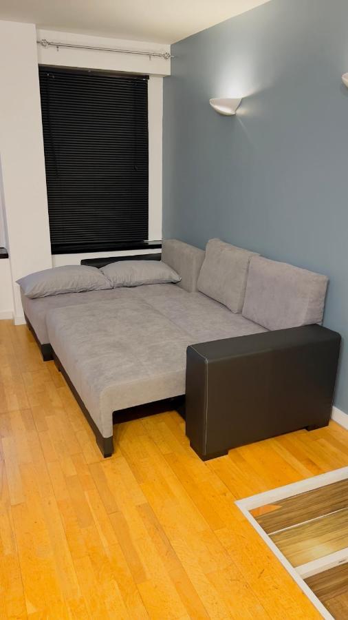 Charming 1-Bedroom Apartment In Woolwich Londra Esterno foto