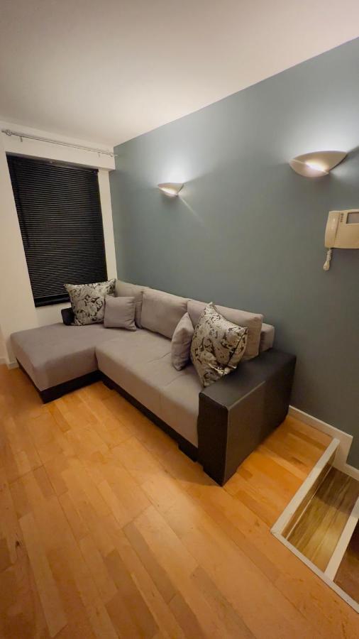 Charming 1-Bedroom Apartment In Woolwich Londra Esterno foto